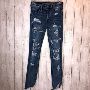 American Eagle Distressed Hi Rise Skinny Jegging Size 2 Next Level Stretch